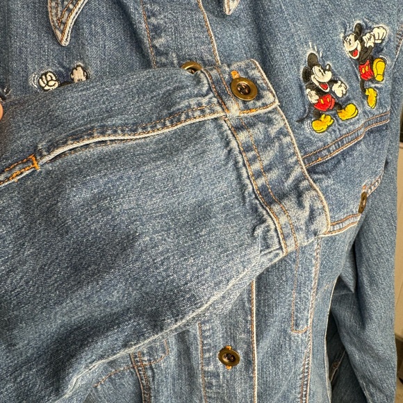 Mickey Mouse women’s collared long sleeve denim button down. - Picture 6 of 11